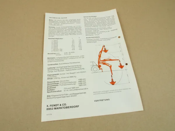 Prospekt Fendt Famer 200F Schmalspurbagger für kommunalen Einsatz 11/1975