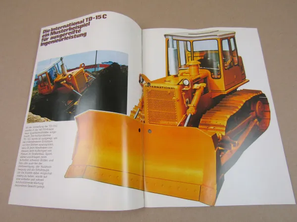 Prospekt IHC International Harvester TD-15C Planierraupe um 1979