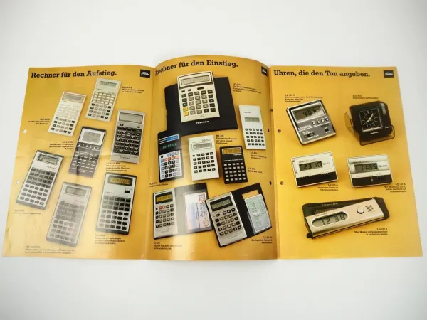 Prospekt Toshiba Taschenrechner Tischrechner Uhren Radios 1980er Jahre