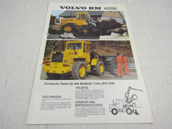 Prospekt Volvo BM 4200 Radlader und Geräte 1982