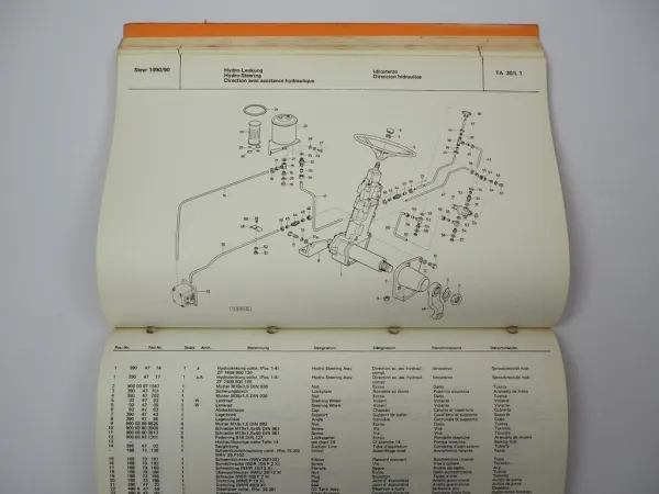 Steyr 1090 90 und Allrad Traktor Ersatzteilliste Ersatzteilkatalog 1973