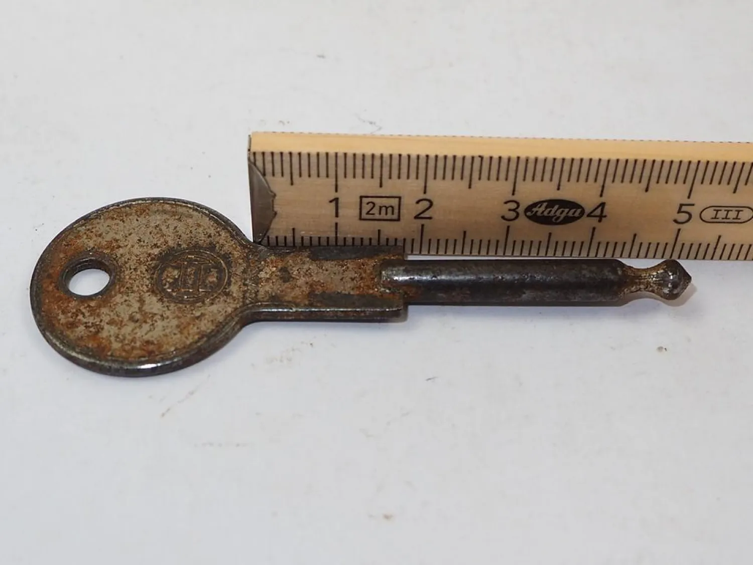 1 Stück Oldtimer Zündschlüssel Zündnagel Bosch SAS3/1Z Auto Schlepper Hanomag