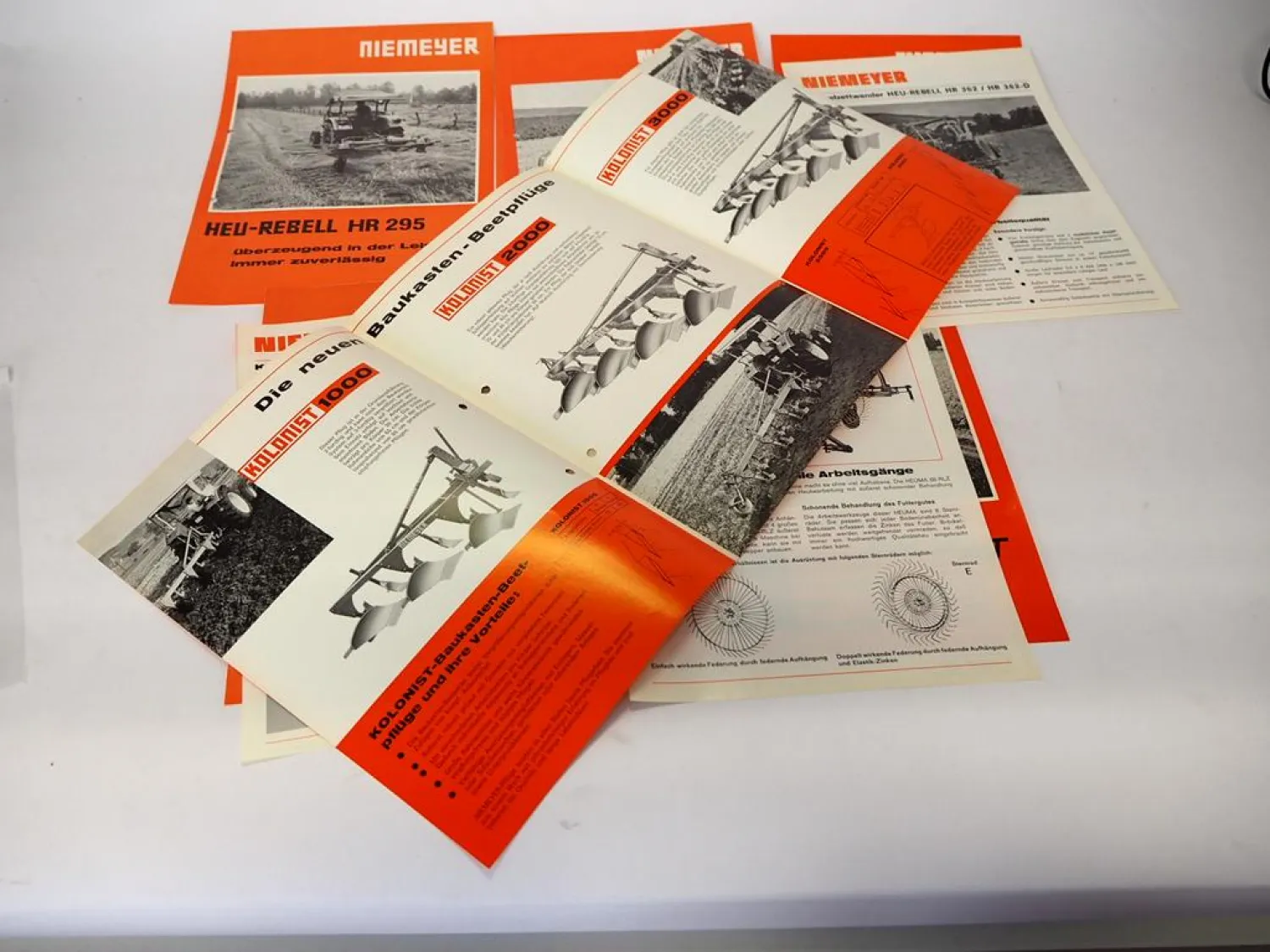 10x Original Prospekt Niemeyer Landtechnik Heu-Rebell Schwader Pflug 1970er Jahre