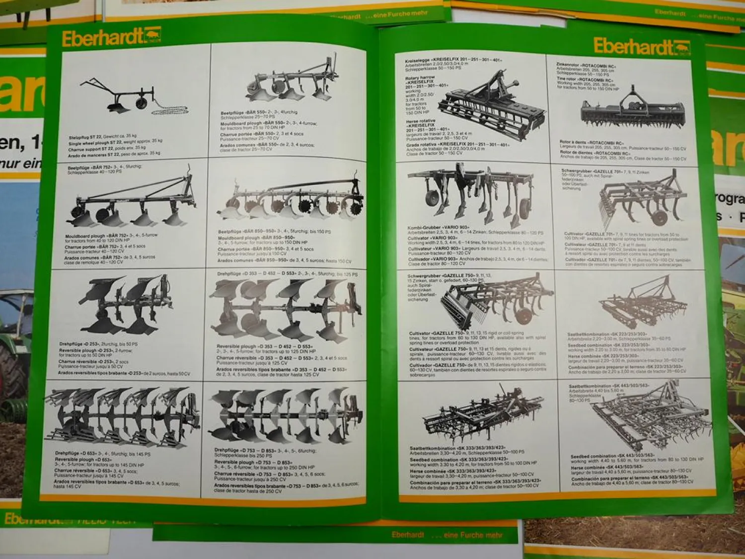 15x Orig. Prospekt Eberhardt Pflugfabrik Landtechnik Egge Pflug Grubber 1980er