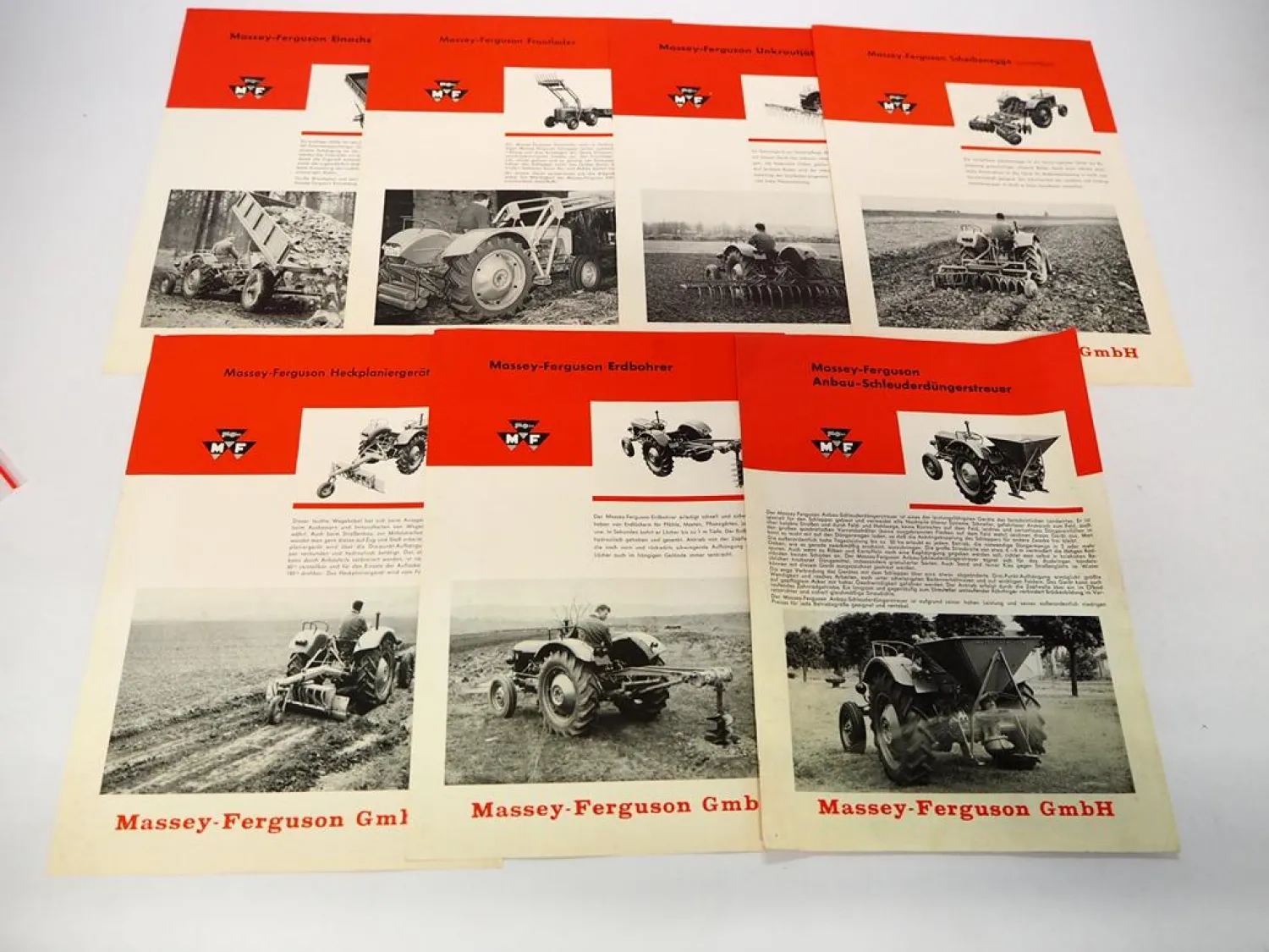 16 x Original Prospekt Massey Ferguson MF Anbaugeräte in Mappe 1950er Jahre