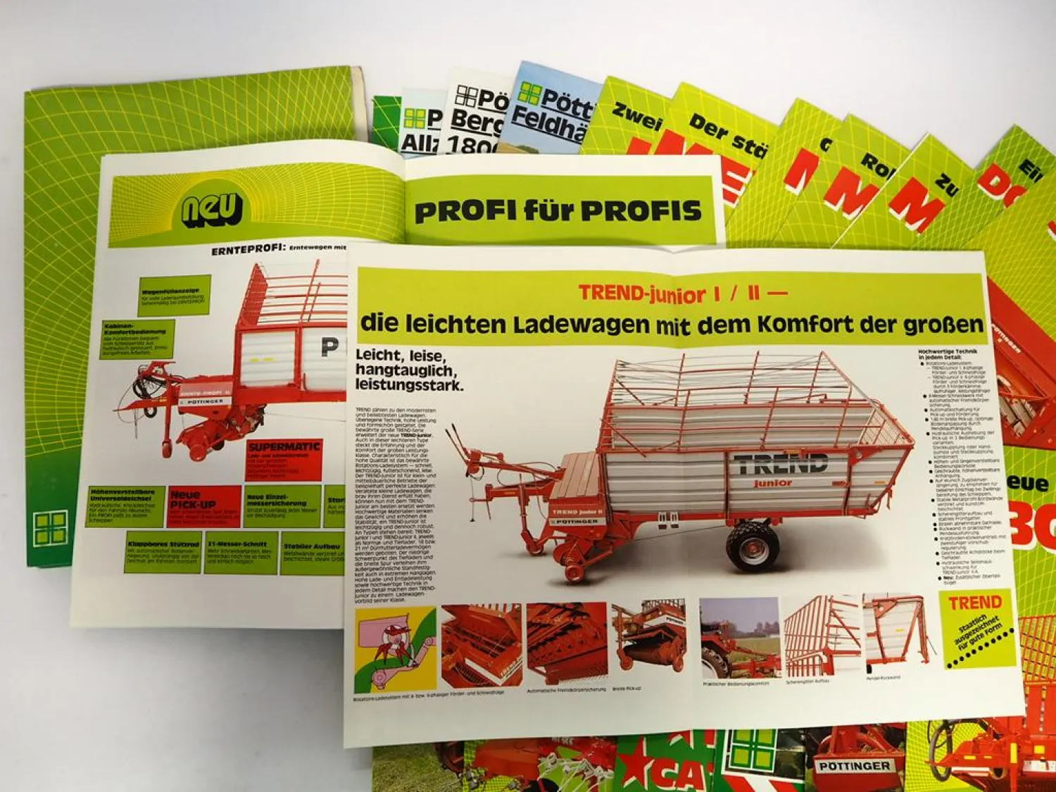 18x Original Prospekt Pöttinger Landtechnik Mähwerke Schwader Ladewagen