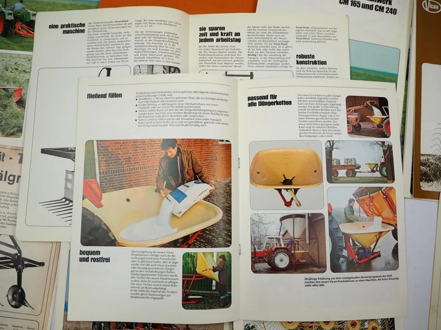 18x Original Prospekt Vicon Landtechnik Düngerstreuer Mähwerk Kipper 1970er J.