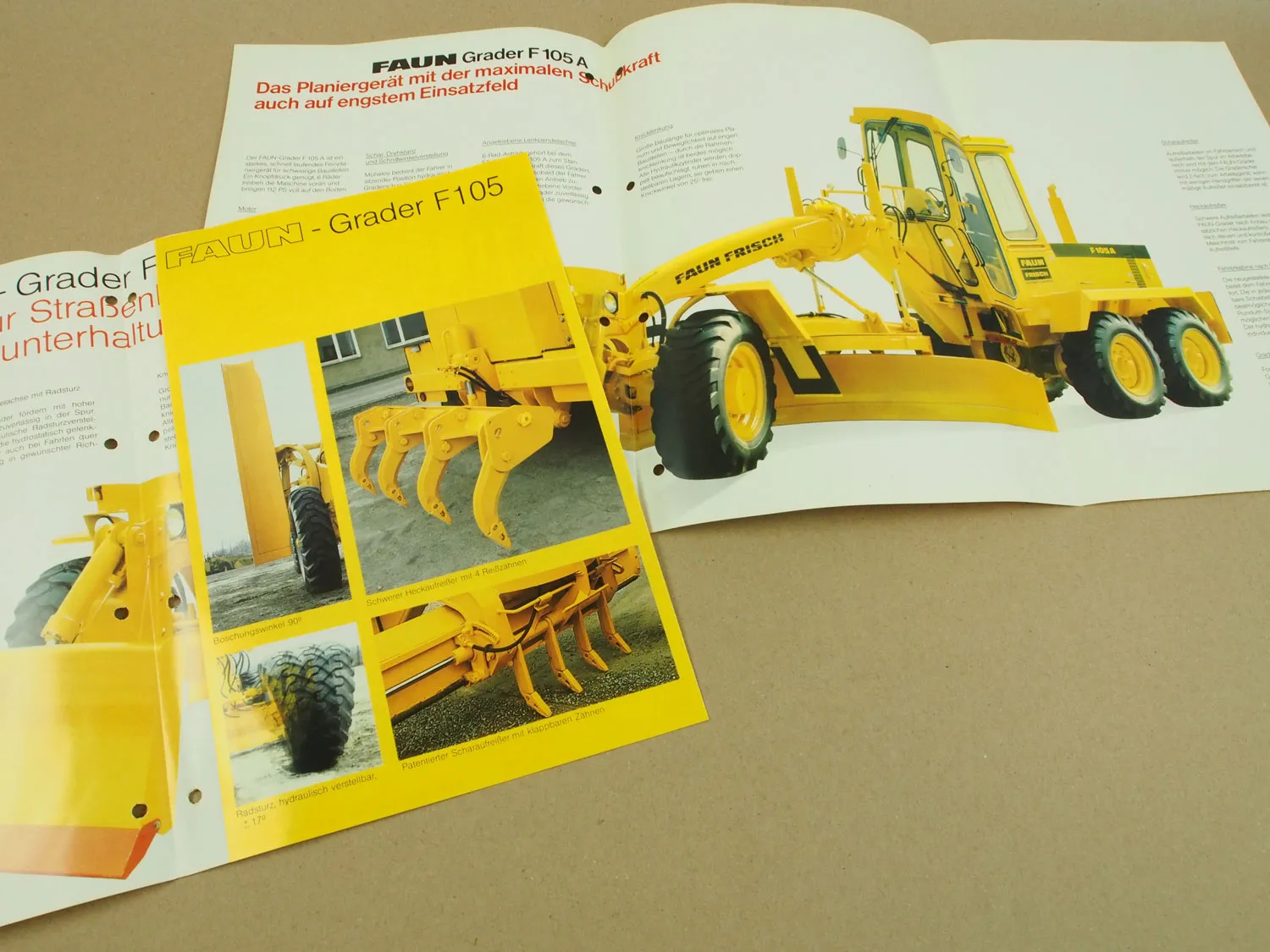 2 Prospekte FAUN F105 F105A Grader 1982 1984