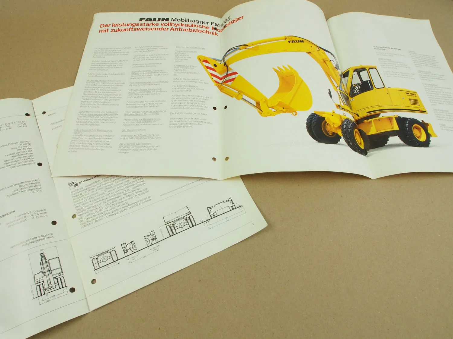 2 Prospekte Technische Daten FAUN FM1025 Mobilbagger 5 Zylinder von 1986