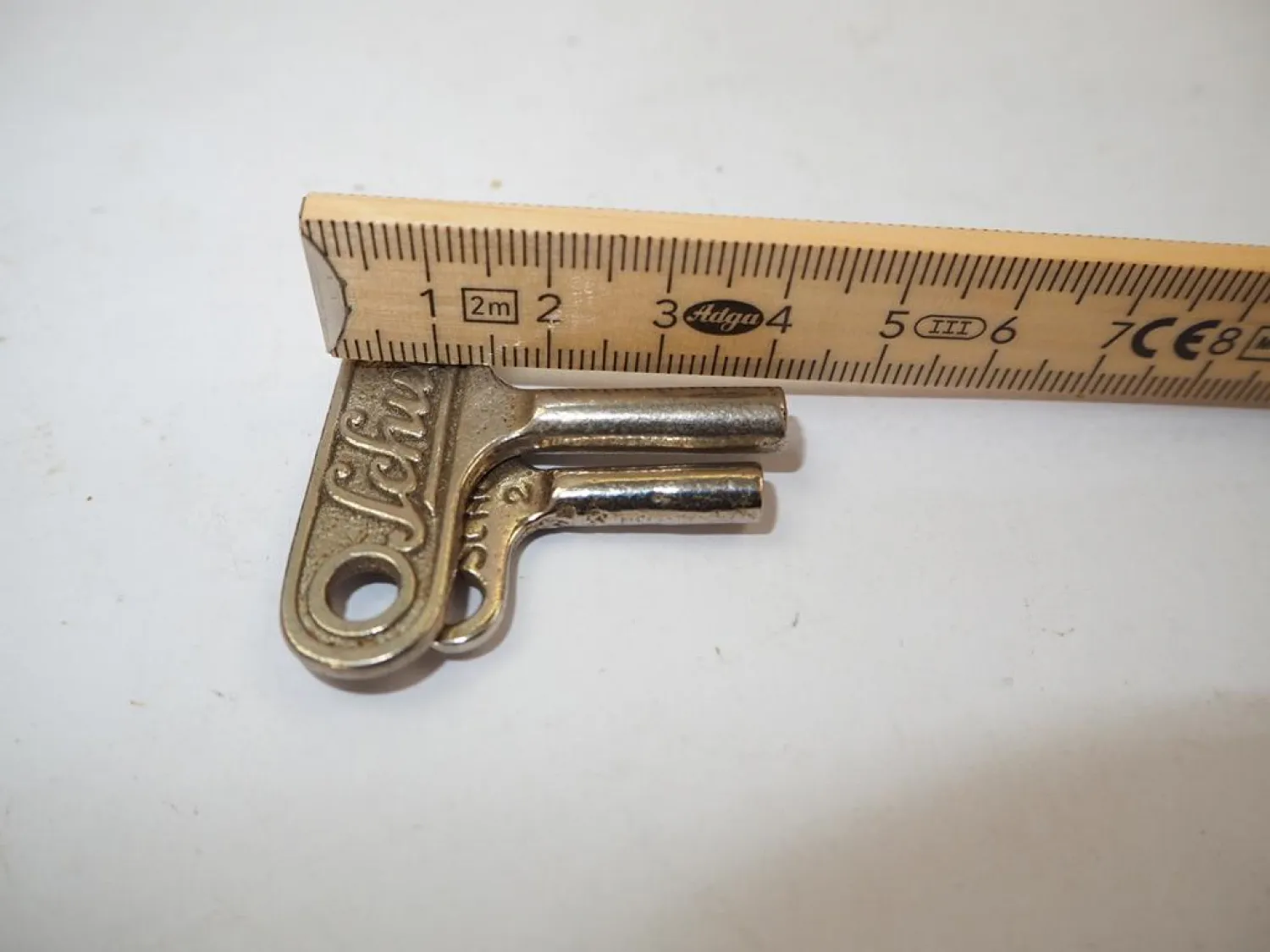 2 Stück Aufziehschlüssel Blechspielzeug Original Schuco Grösse 2 3