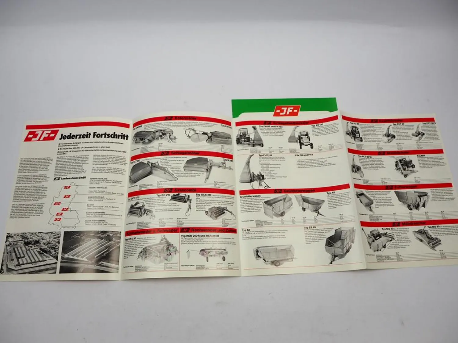 2x Original Prospekt JF Produktprogramm Landtechnik + Häcksler FHT 1970er Jahre
