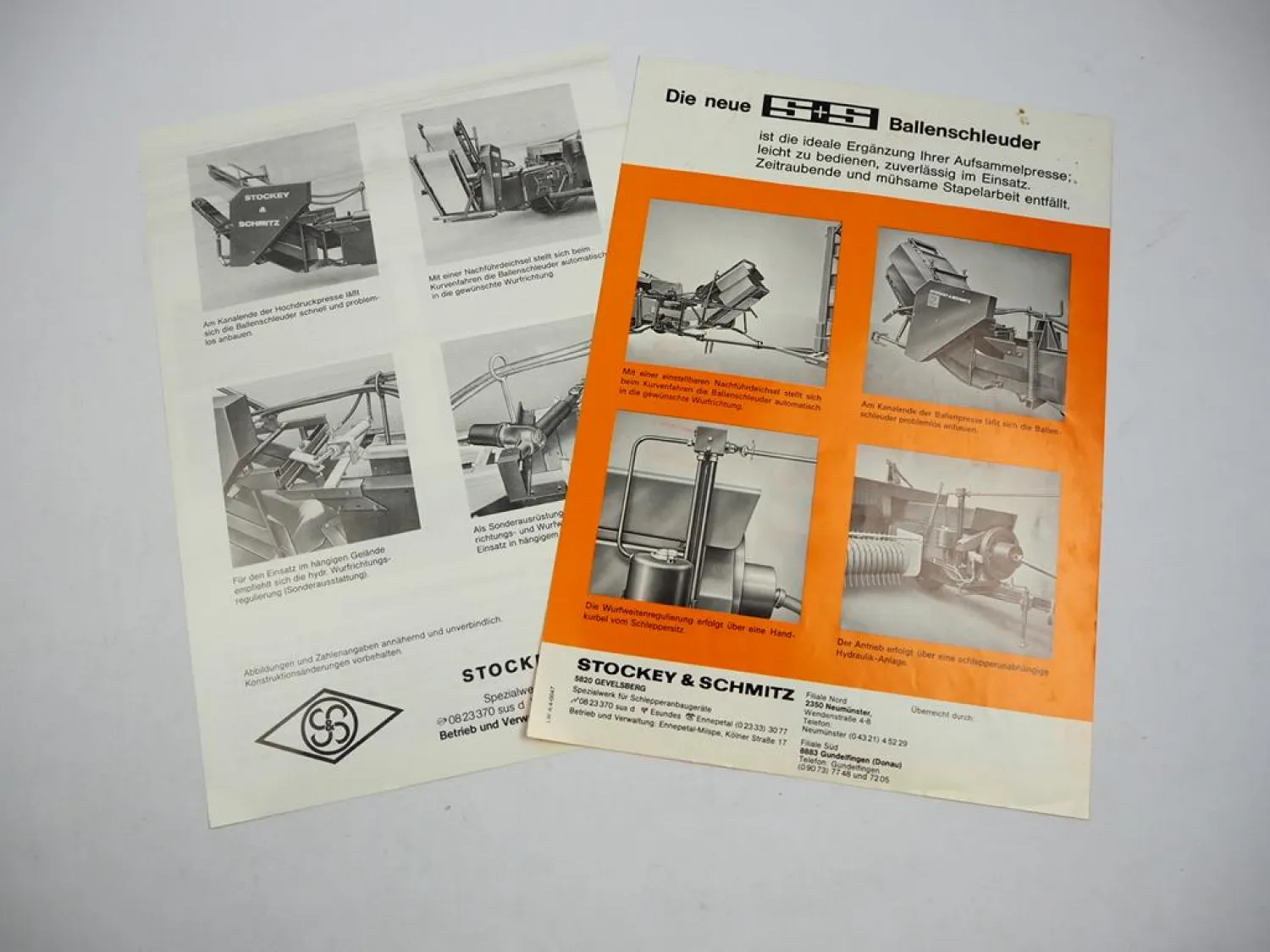 2x Original Prospekt Stockey & Schmitz S&S Ballenschleuder für Aufsammelpresse