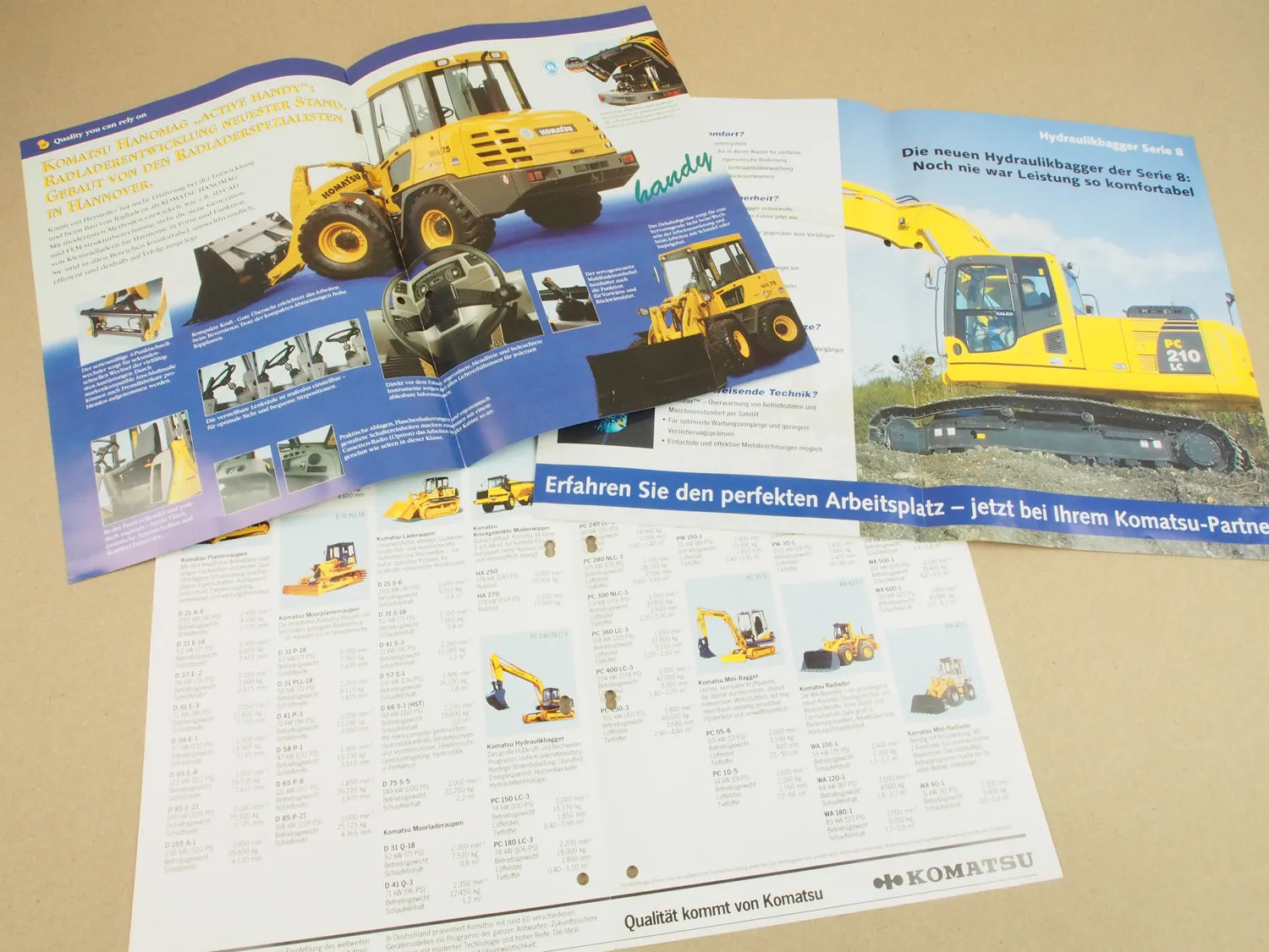 4 Prospekte Komatsu Radlader Bagger Lieferprogramm 80/90er Jahre
