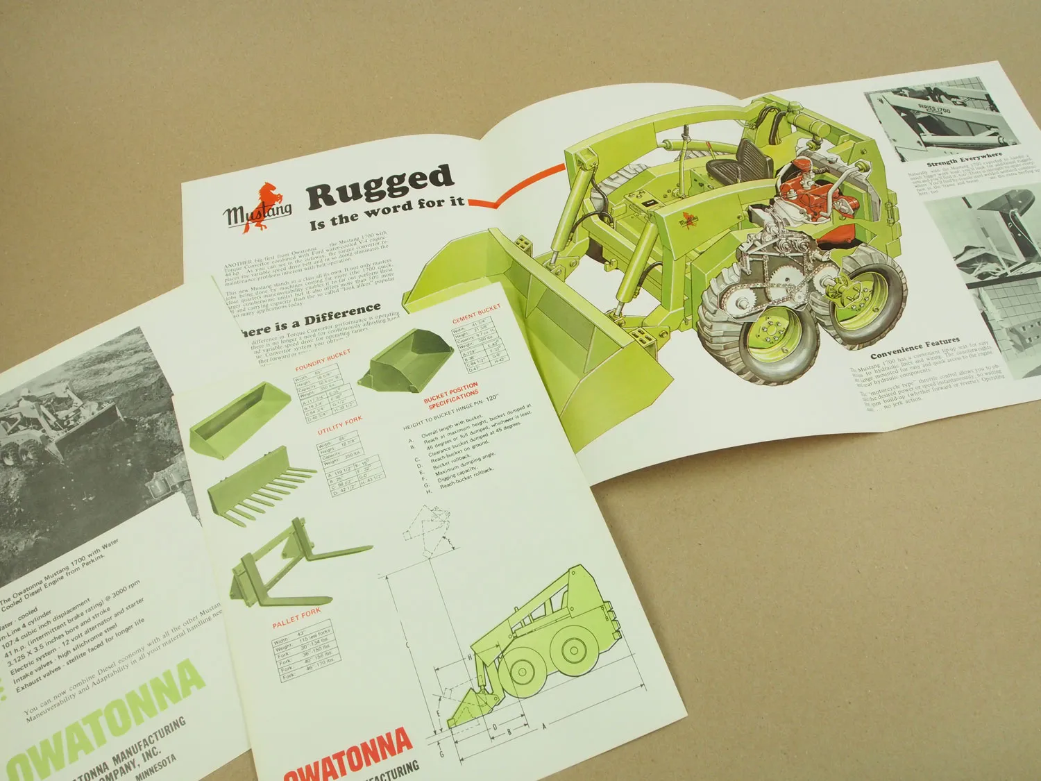 4 Prospekte Mustang Owatonna 1700 aus den 60/70er Jahren in englisch