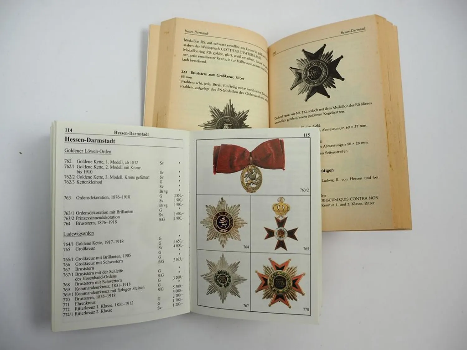 4x Buch Orden & Ehrenzeichen bis 1945 Deutsche Orden Abzeichen 1982/2008