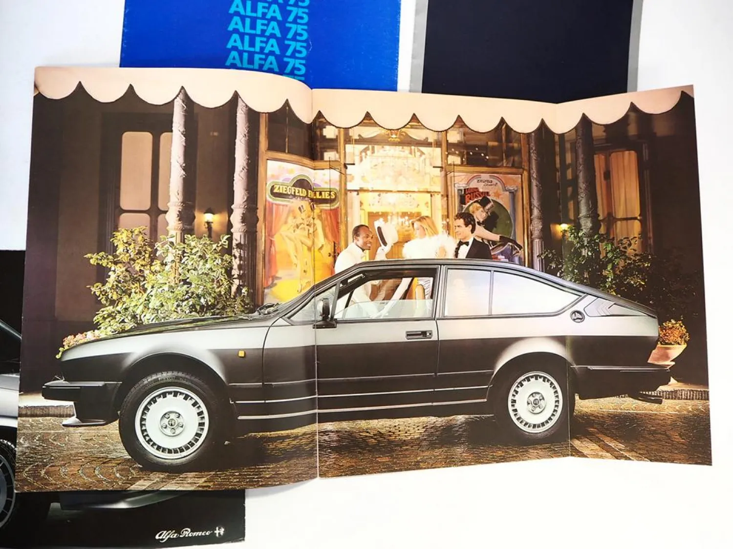 5x Original Prospekt Alfa Romeo 33 75 90 GTV aus den 1980er Jahren