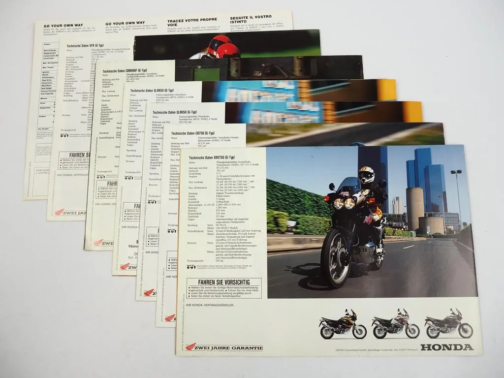 7 Prospekte Honda CBR600F SLR650 CB750 VFR XRV750 Motorrad 1990er Jahre