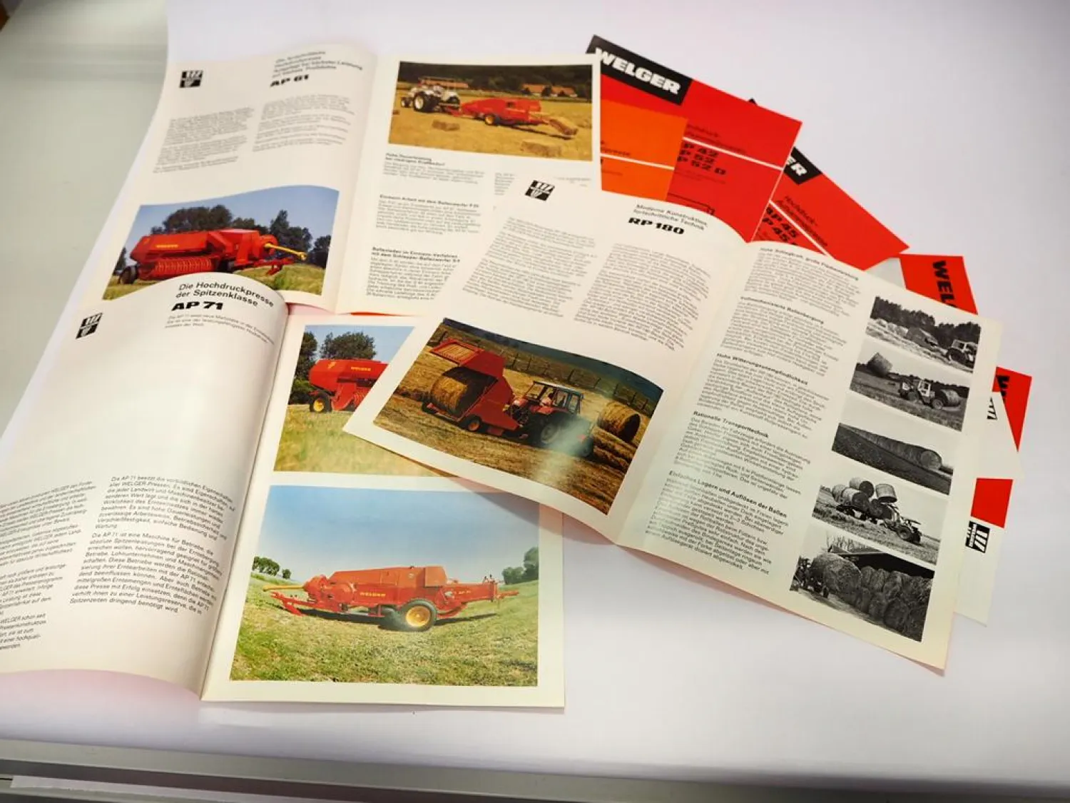 9x Original Prospekt Welger Pressen Ballenwerfer Landtechnik 1970/80er Jahre