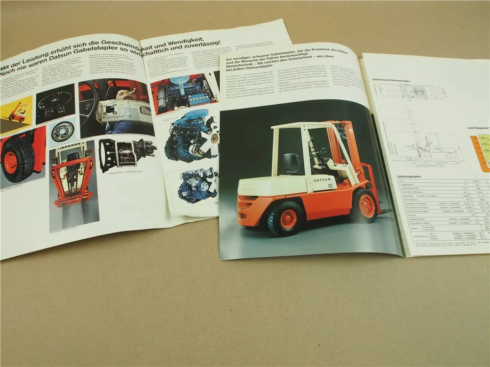 2 Prospekte Datsun Fendt Gabelstapler 1,0 1,35 1,75 3,0t Luft- / Elastik 1979