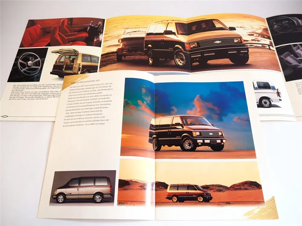 Chevrolet Astro PKW Transporter 2x Prospekt Technische Daten Ausstattung 1980er