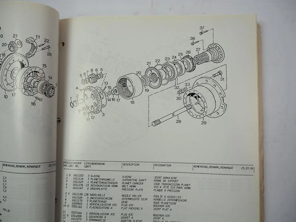 Atlas 1704M Serie 373 Mobilbagger Ersatzteilliste Spare Parts List 1996