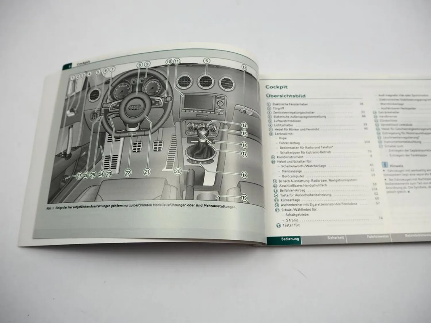 Audi TT 8J TT RS Coupe TTS Betriebsanleitung Bedienungsanleitung 5/2010 Bordbuch