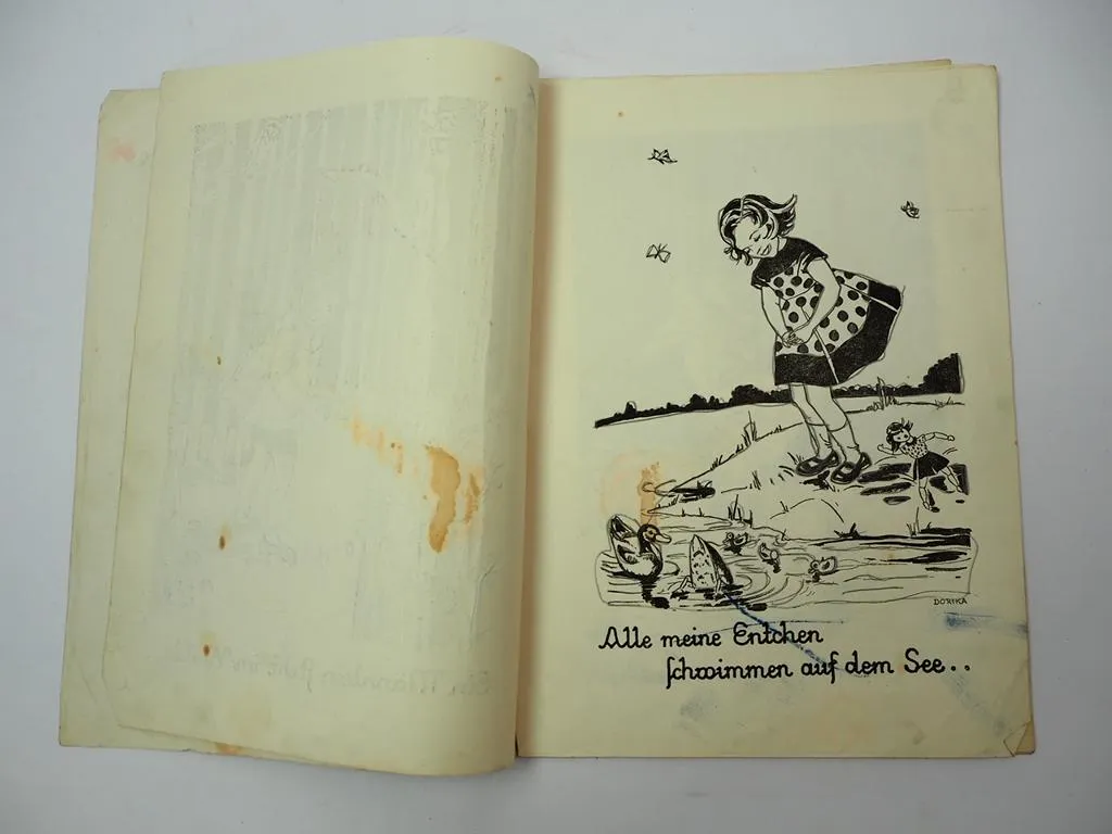 Aus dem Reiche des Kindes Malheft nach deutschen Kinderliedern ca. 1950