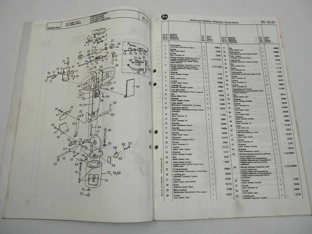BT LT2200 Stapler Hubwagen Ersatzteilliste Ersatzteilkatalog 1997