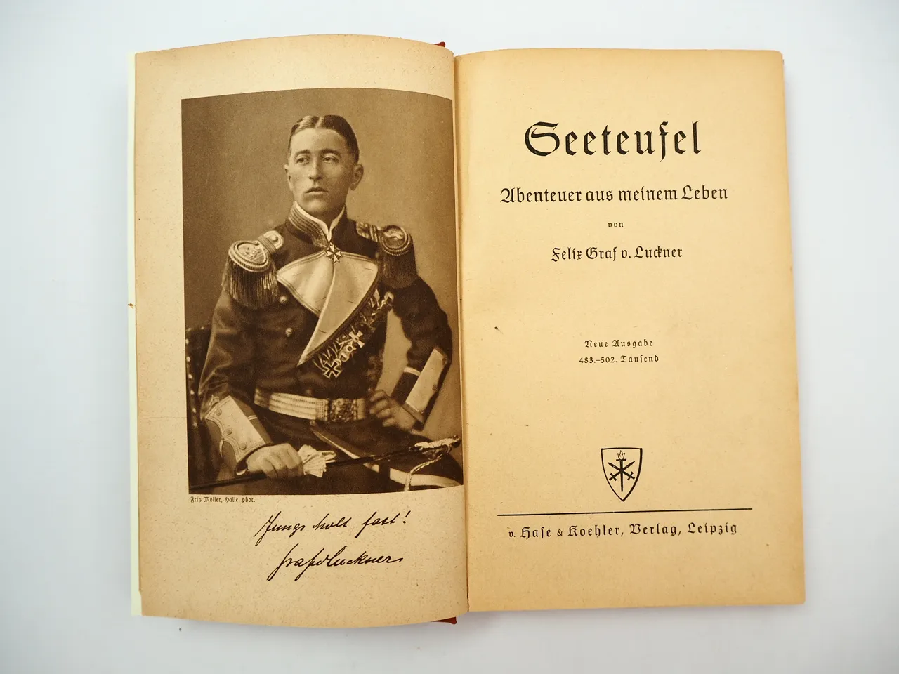 Buch Seeteufel Felix Graf von Luckner mit Widmung 1943 Halle Saale neu gebunden