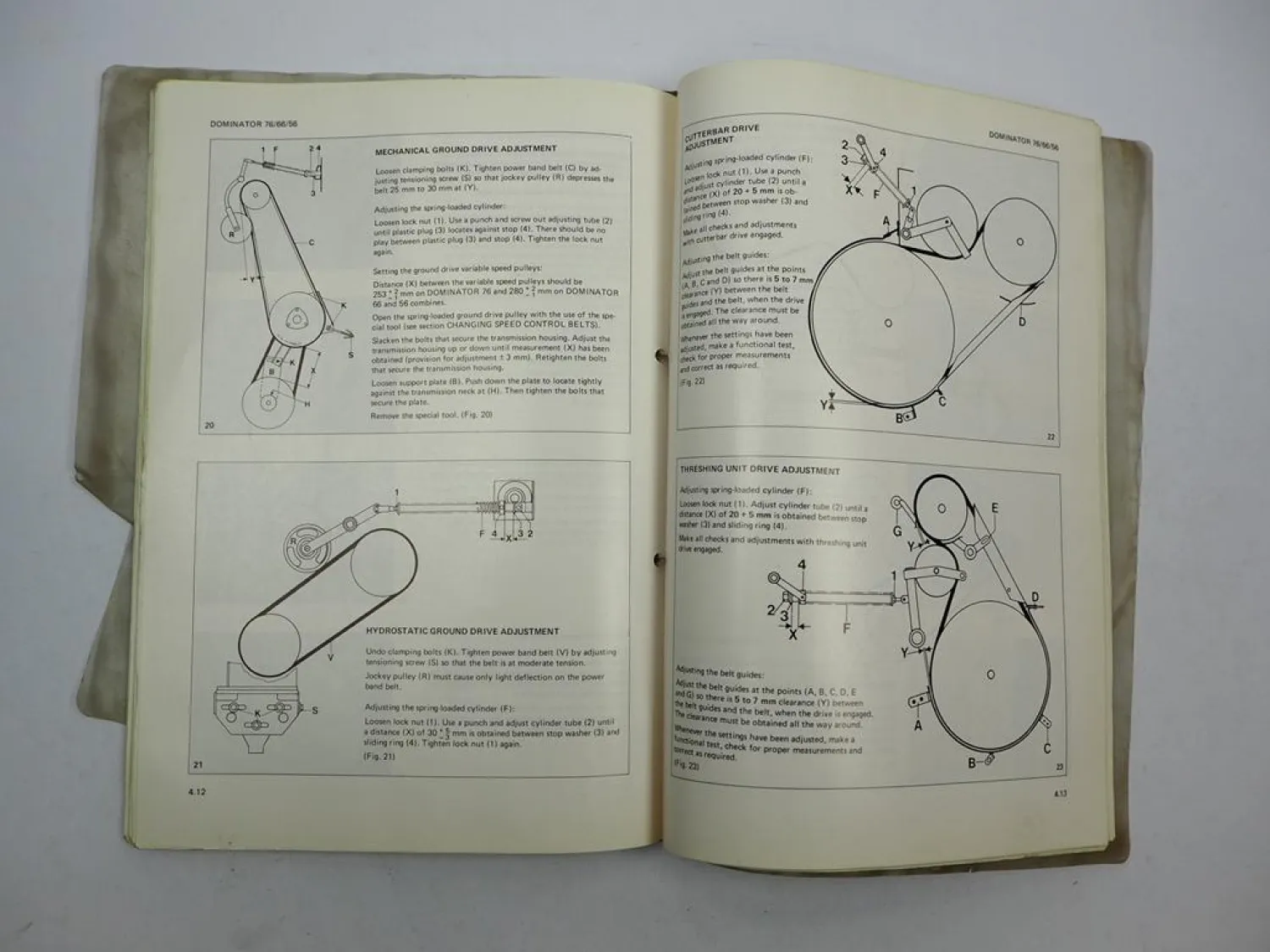 Claas Dominator 56 66 76 Operators Manual Maintenance Wiring Diagram 1982 engl.
