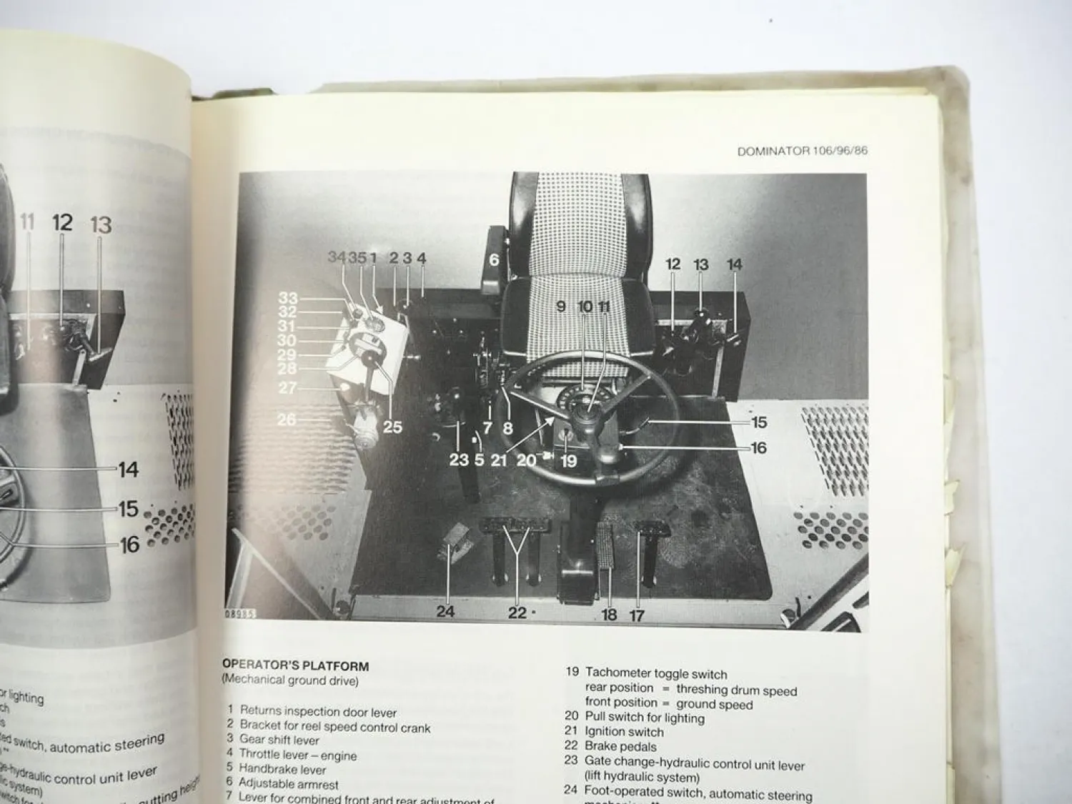Claas Dominator 86 96 106 ST Operators Manual Maintenance Lubrication 1985 engl.