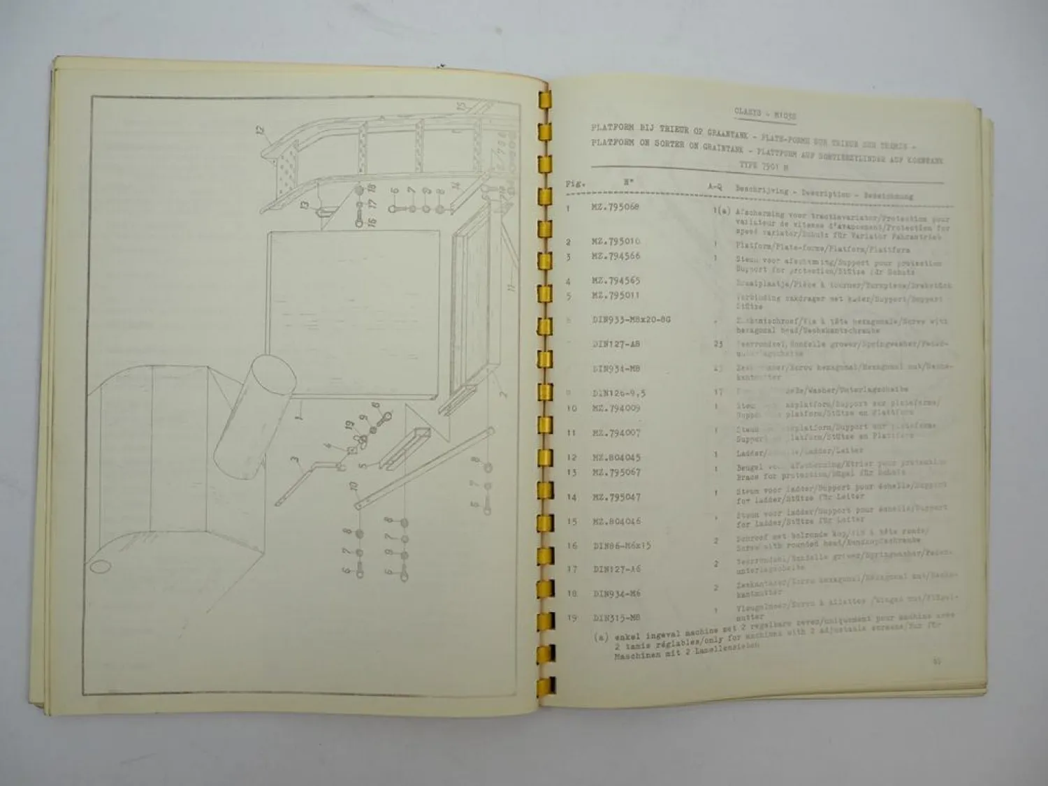 Claeys M103 Combine Mähdrescher Sonderausrüstung Ersatzteilliste Parts List