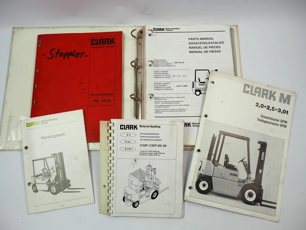 Clark CDP 20 30 Gabelstapler Betriebsanleitung Ersatzteilliste Getriebe HR28320