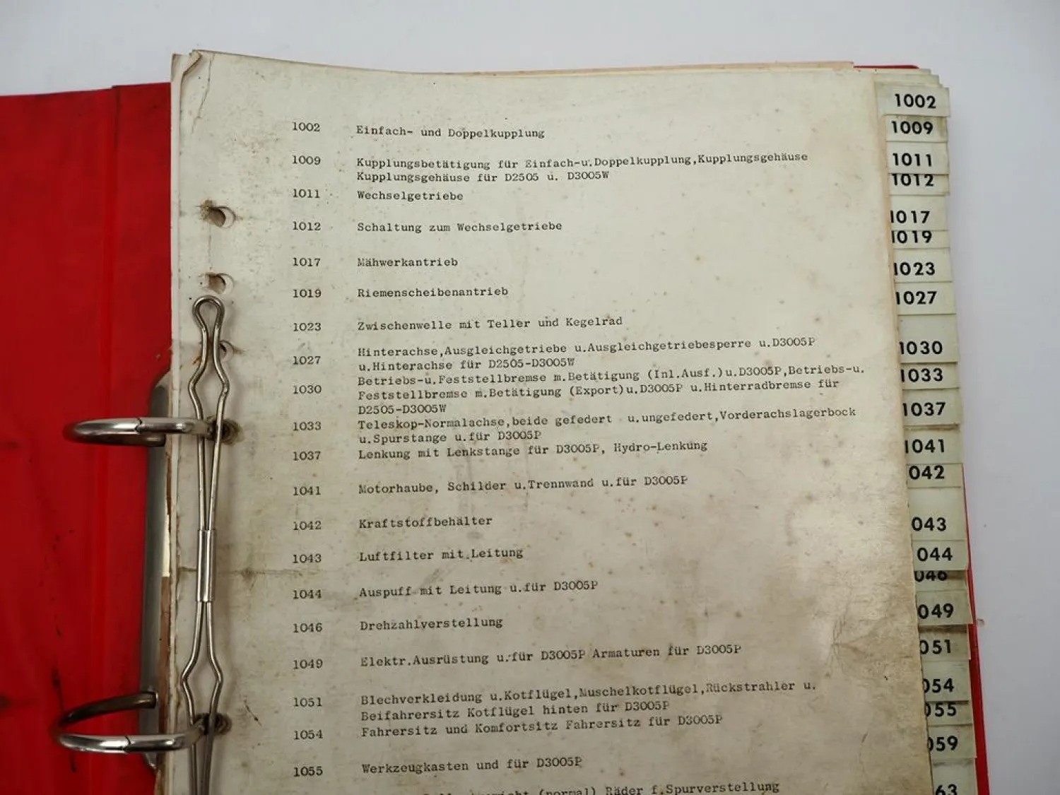 Deutz D2505 D3005 Schlepper Ersatzteilliste Teilenummernliste 1968 bis 1970