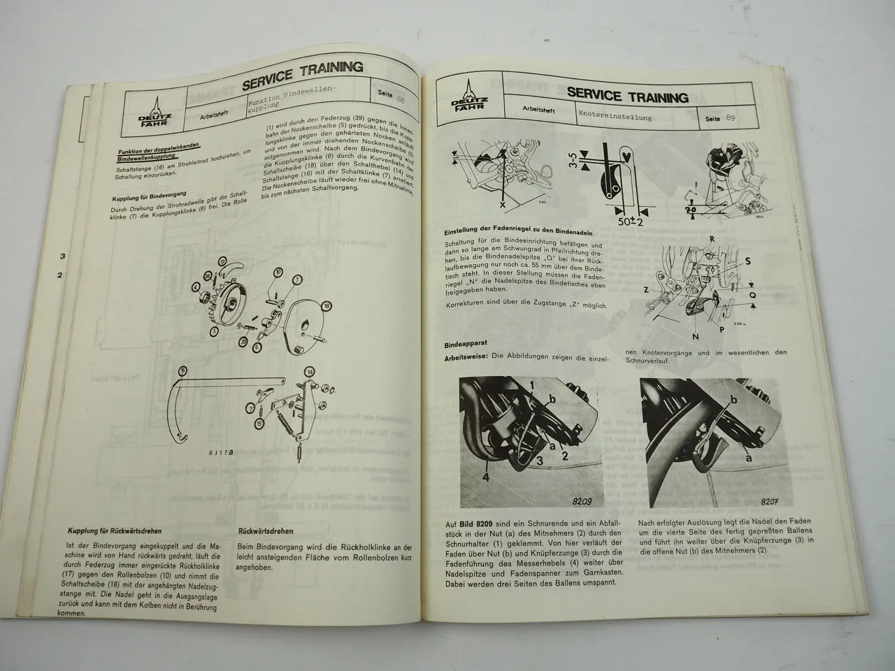 Deutz Erntemaschinen Heuer Mäher Schwader Kundendienstschulung Arbeitsheft 1980