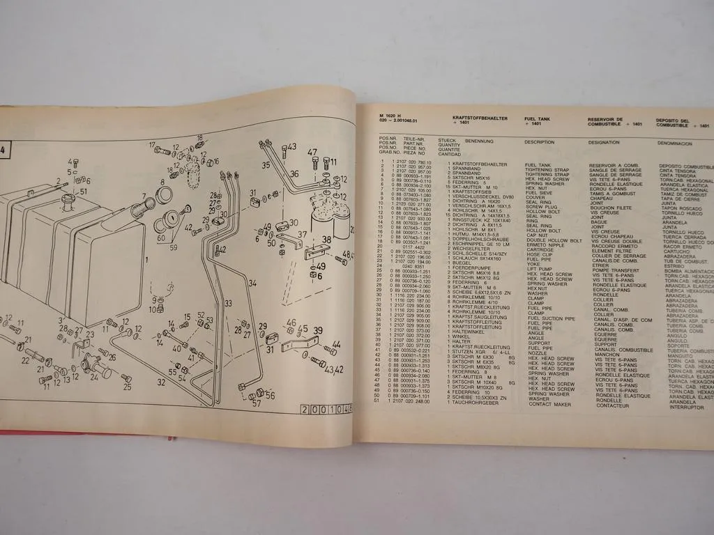 Deutz Fahr M 1600 1620 H Mähdrescher Ersatzteilliste Spare Parts List 1985