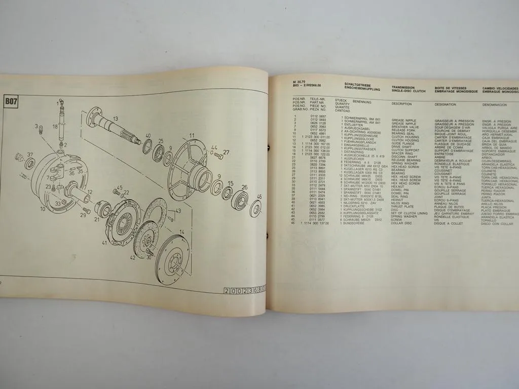 Deutz Fahr M35.70 Mähdrescher Ersatzteilliste Spare Parts List 1988