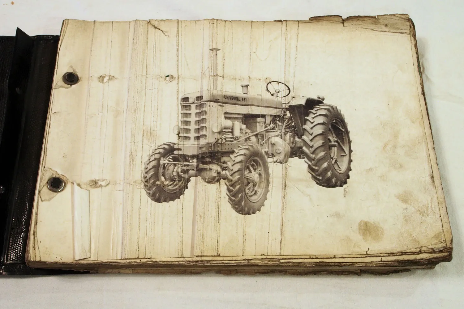 Ersatzteilkatalog UTB U-650 U-651 Tractor Ersatzteilliste Parts List ca 1968