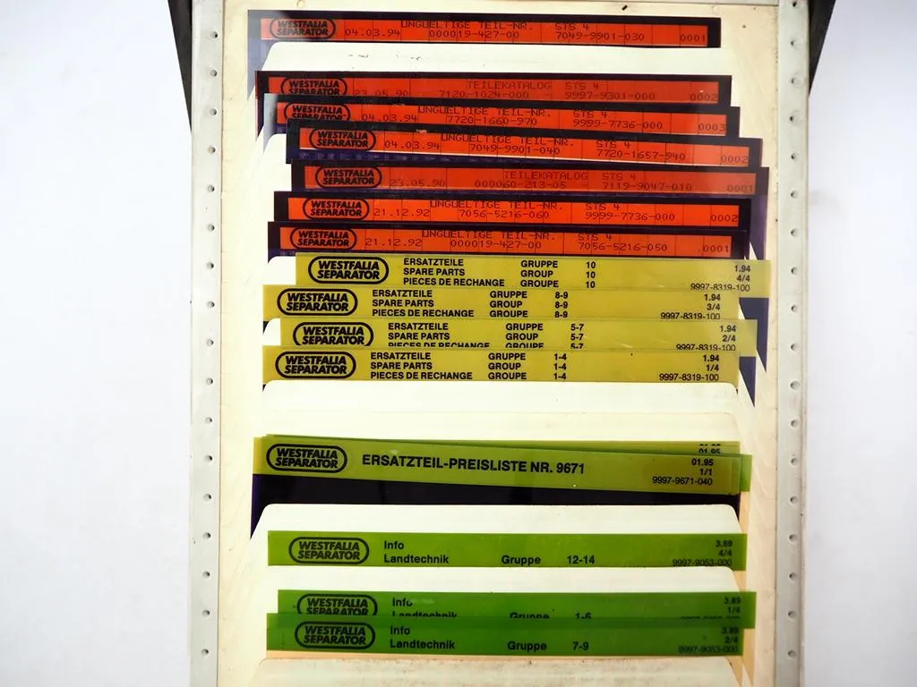 Ersatzteillisten Sammlung Fiat Agri New Holland Claas Westfalia in Sammelmappe