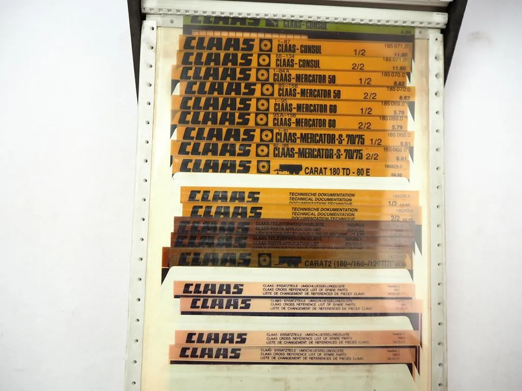 Ersatzteillisten Sammlung Fiat Agri New Holland Claas Westfalia in Sammelmappe