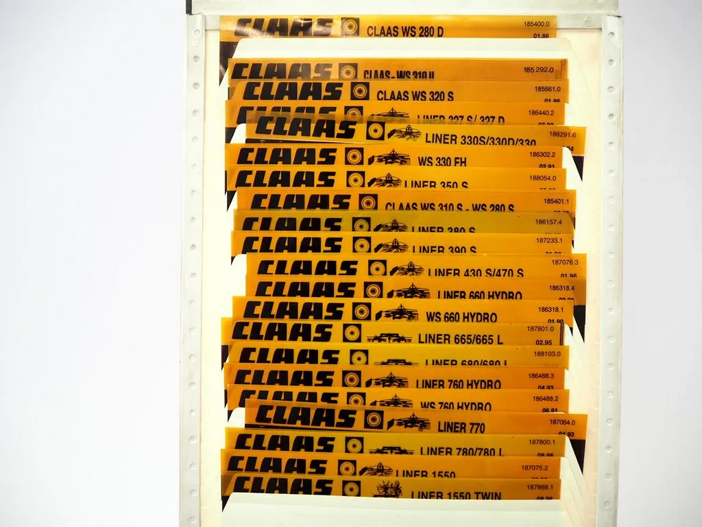 Ersatzteillisten Sammlung Fiat Agri New Holland Claas Westfalia in Sammelmappe