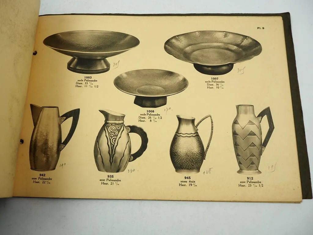 Etains de R. Delavan eiseleur decorateur Paris Art Deco Metall Schalen Vasen Dekoration