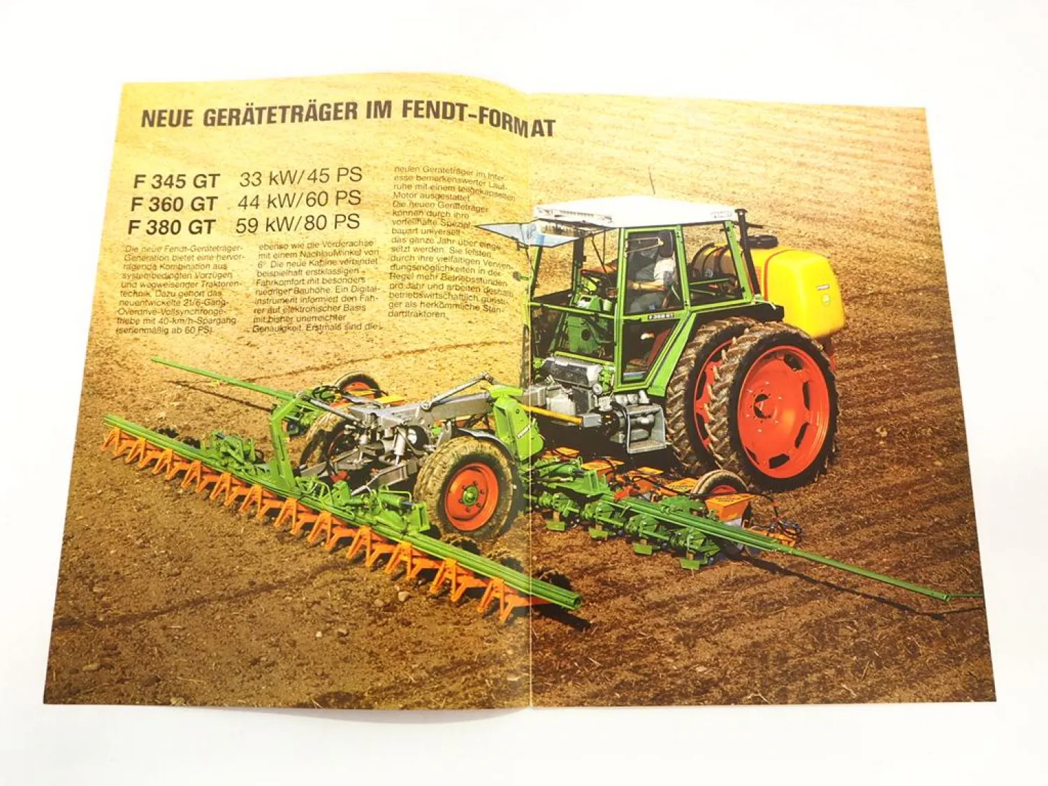 Fendt F 345 360 380 GT Geräteträger Prospekt mit technischen Daten 1984