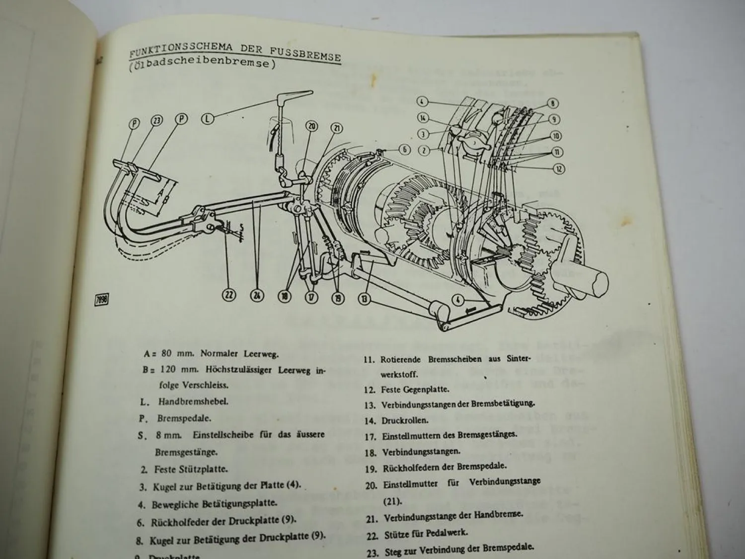 Fiat 750 850 1000 1300 / S / DT Schlepper Reparaturanleitung Werkstatthandbuch