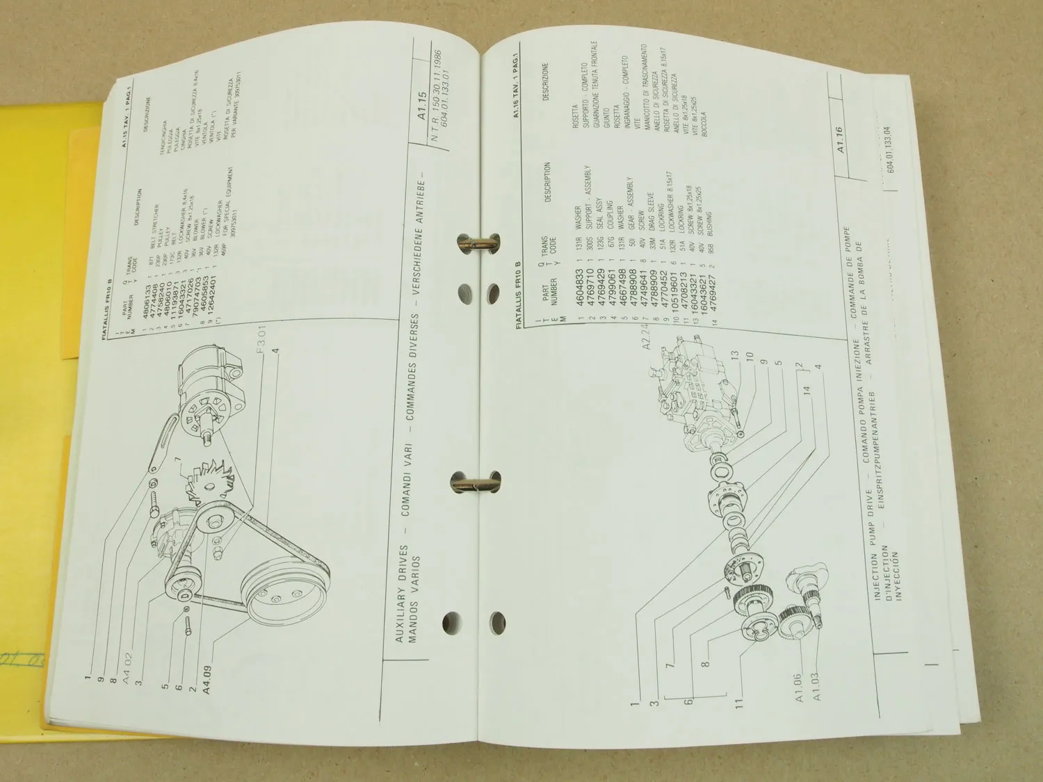 Fiat-Allis Fiatallis FR10B Lader Ersatzteilliste Parts List Parti ricambio 1990