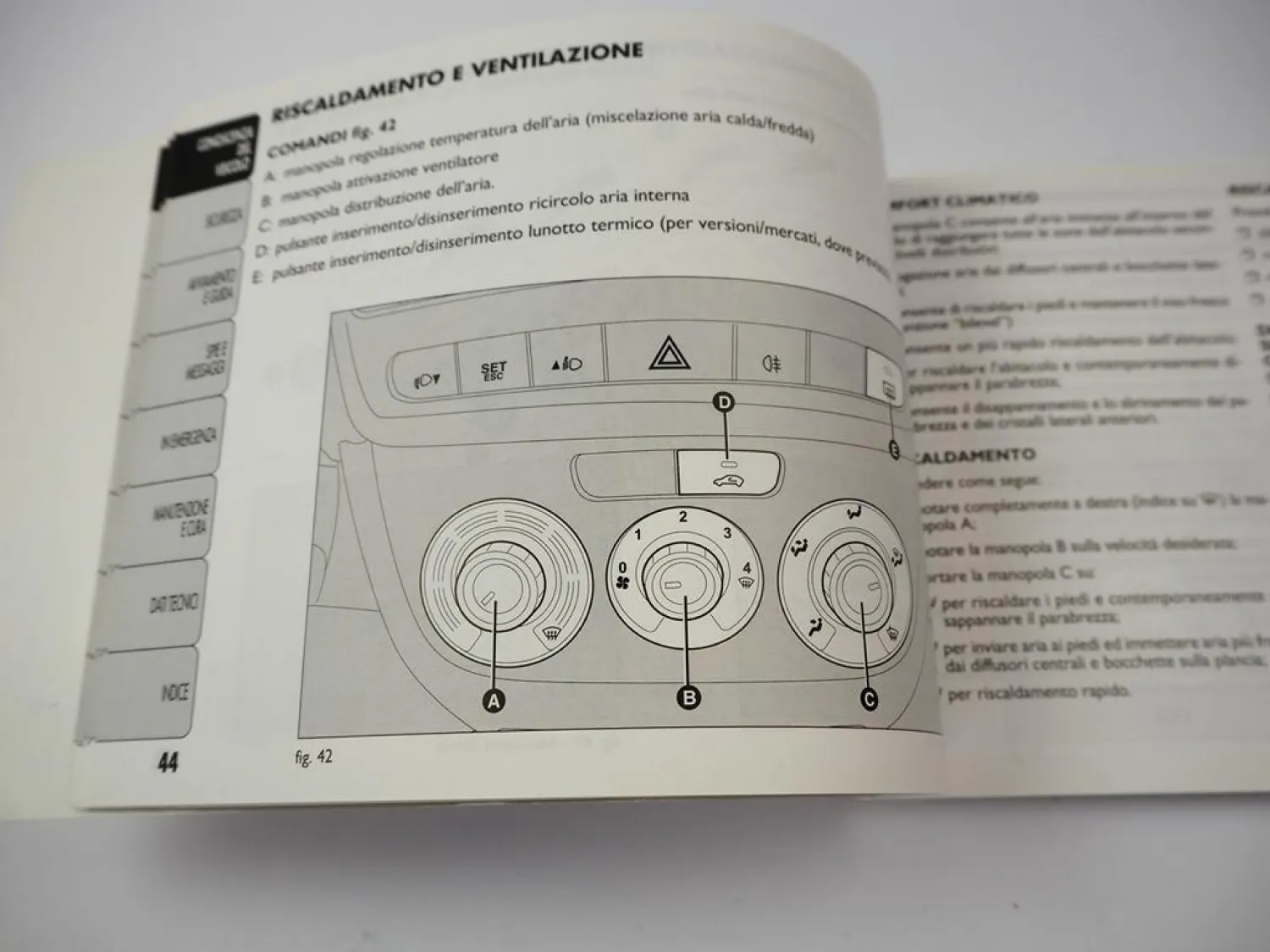 Fiat Doblo 263 Uso e Manutenzione Manuale di istruzioni 1/2012 Bordbuch italienisch