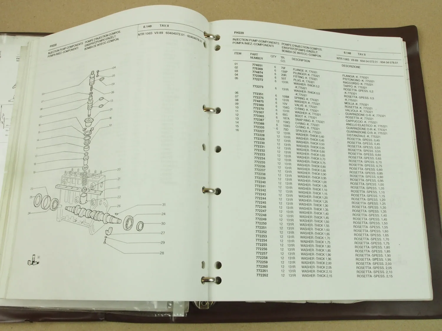 Fiat Hitachi FH220 Excavator Spare Parts List Catalogo Parti ricambi 7/1989