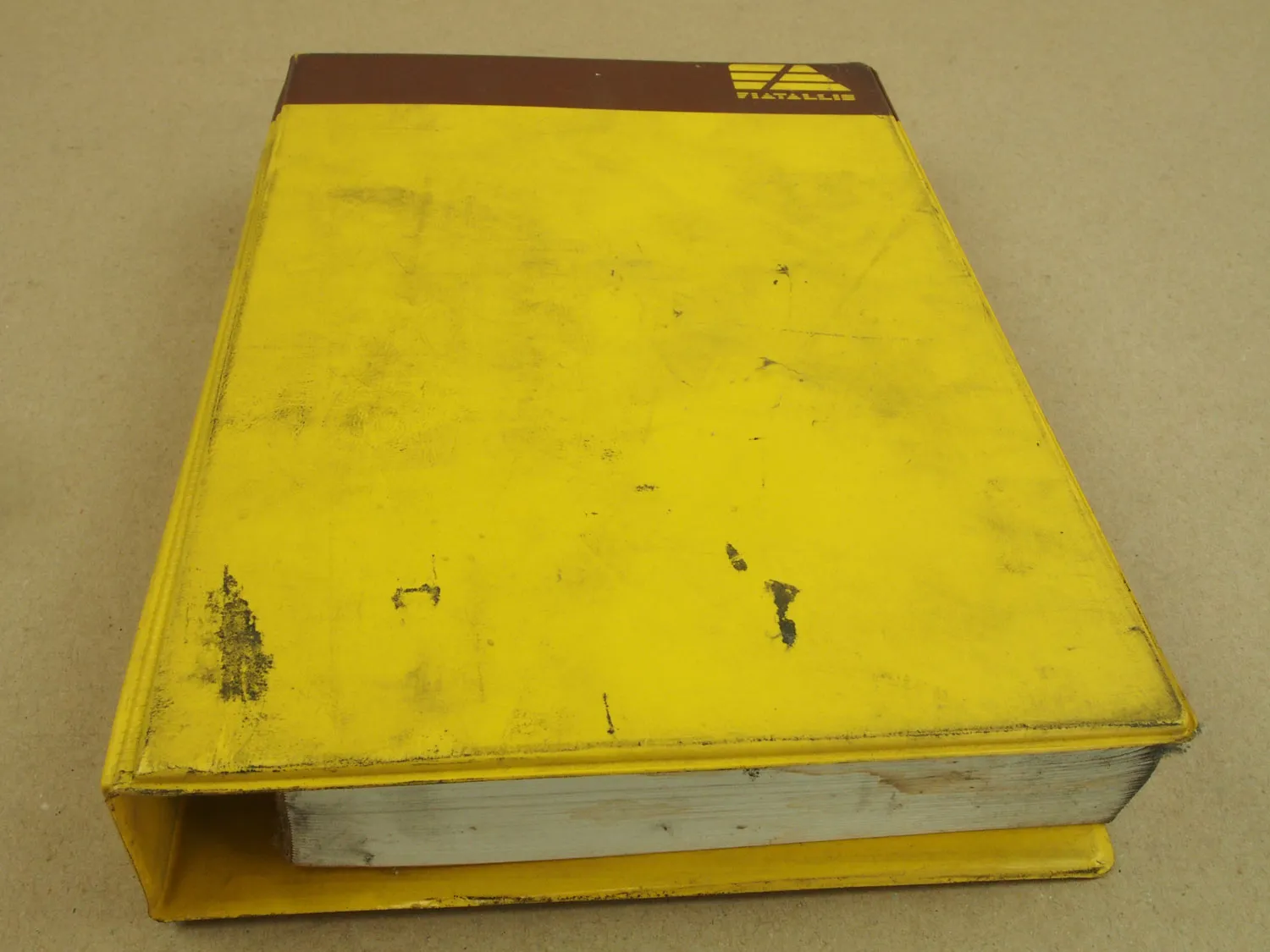 FiatAllis FR15B Schaufellader Ersatzteilliste Parts Catalog Parti ricambio 1987