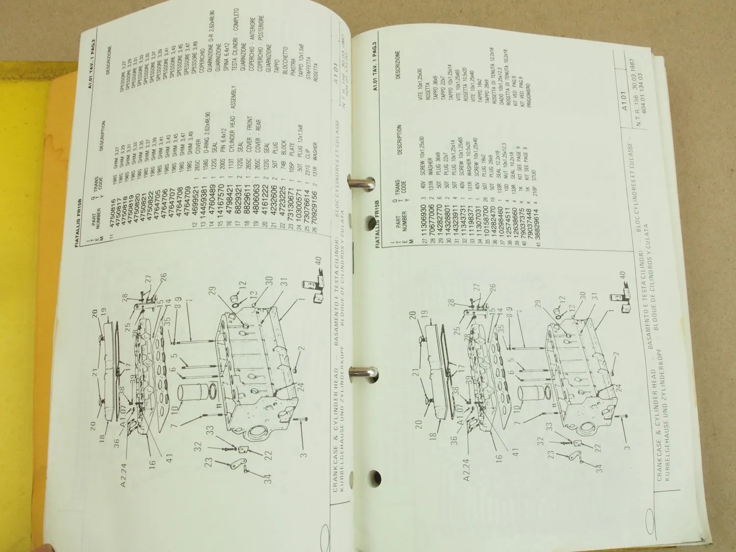 FiatAllis FR15B Schaufellader Ersatzteilliste Parts Catalog Parti ricambio 1987