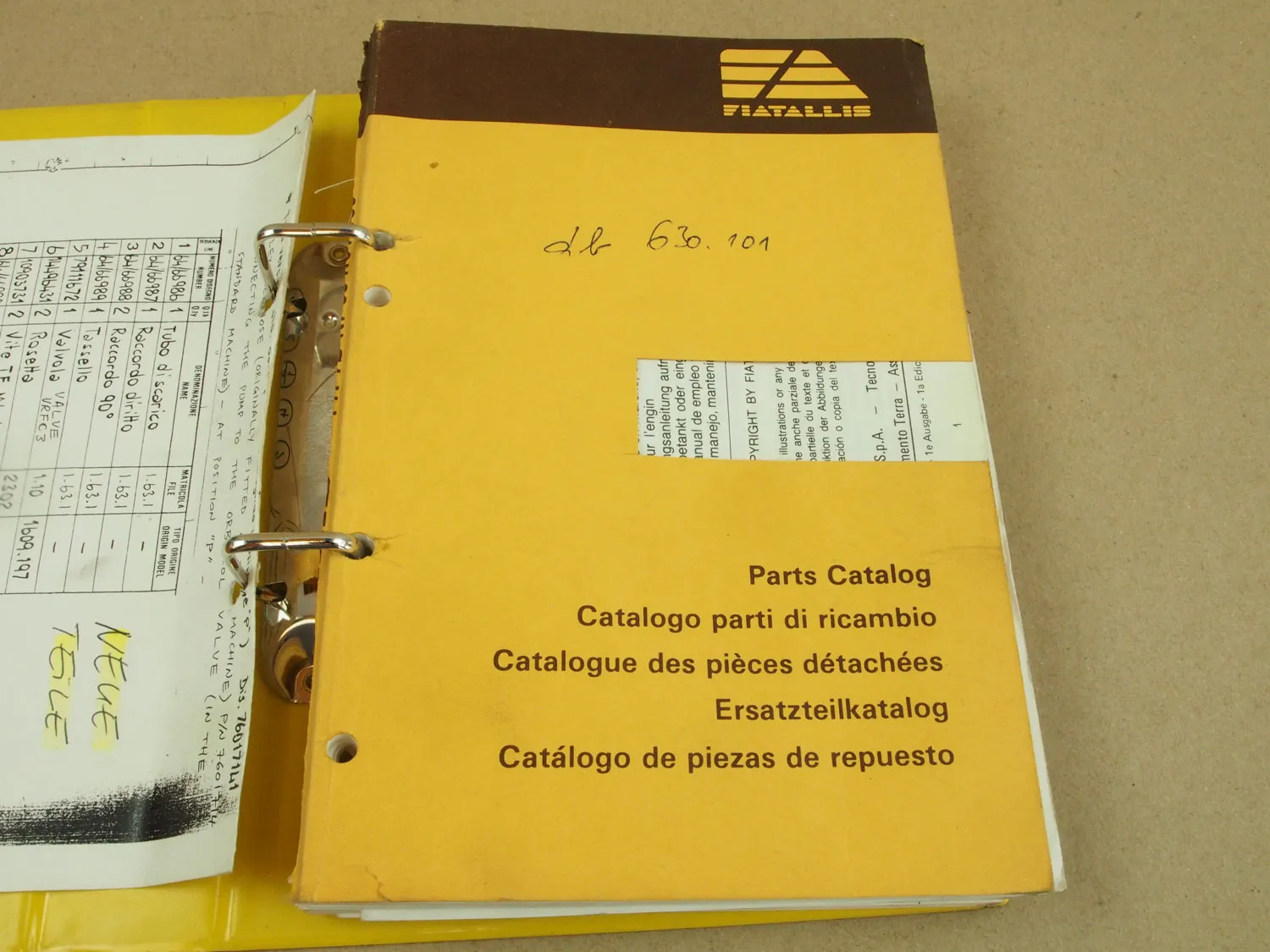 FiatAllis FR7B Lader Ersatzteilliste Parts Catalog Parti ricambio 1988